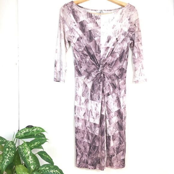 3/4 Sleeve Twist Front Printed Pink Dress - Picture 2 of 8